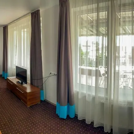 Plage Apartman شقة فندقية 4*